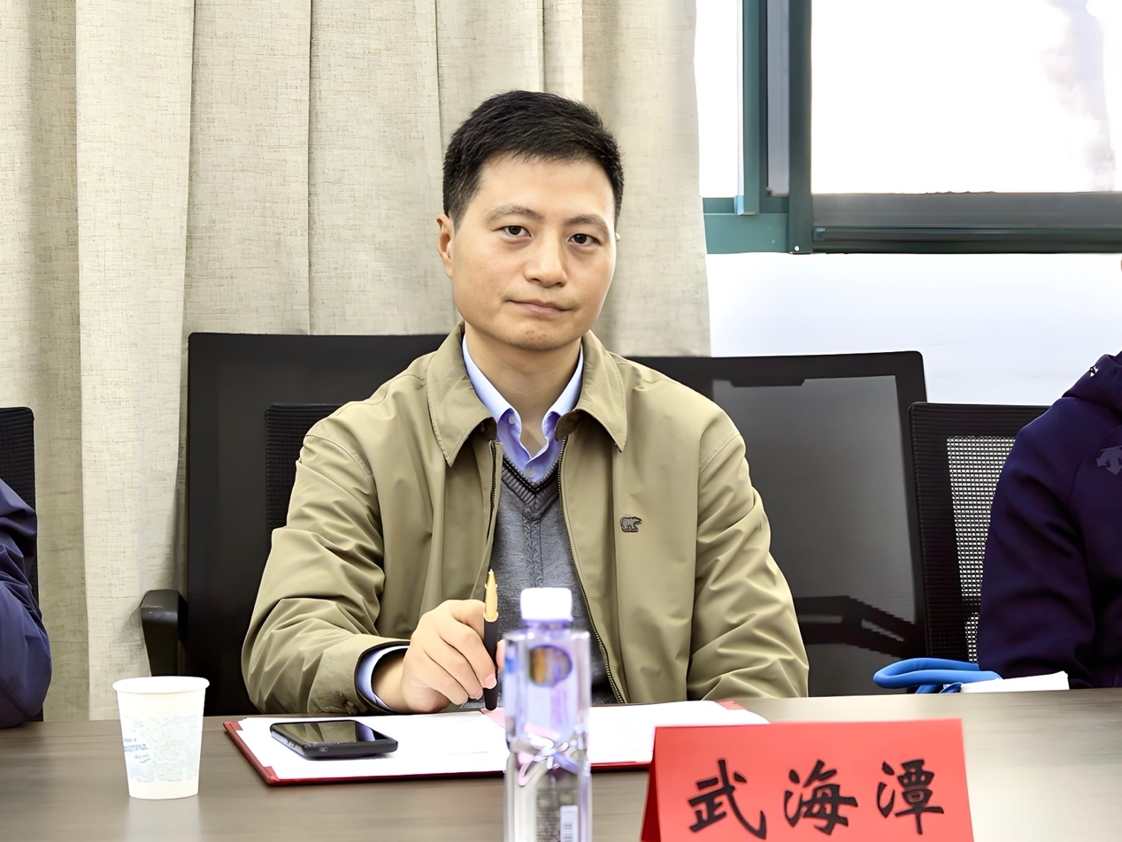 动漫3d区网站入口 笨拙却诚恳的网站造梦车间