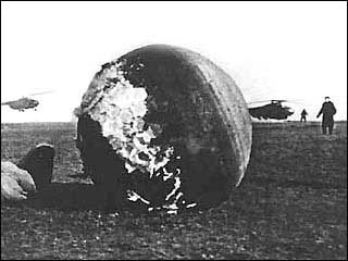 壁尻动漫 我会走过去靠在那面墙上