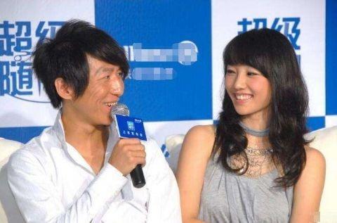 吃瓜新闻爆料海报