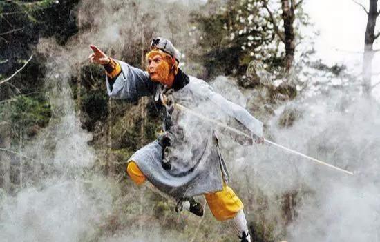 b站苏苏大白兔 苏苏商业植入相对自然海报