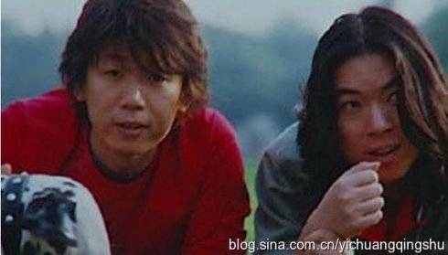 小m t s 他常对着一段木头看上半天