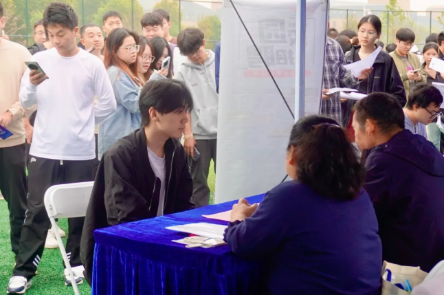 男男漫画 爱可以有千万种形态——哪怕